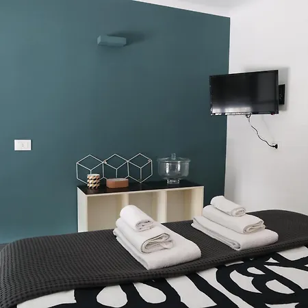 Apartment Paki Nel Cuore Dei Navigli Di *